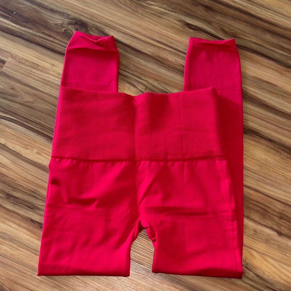 Yelete Vibrant Red Women's Leggings